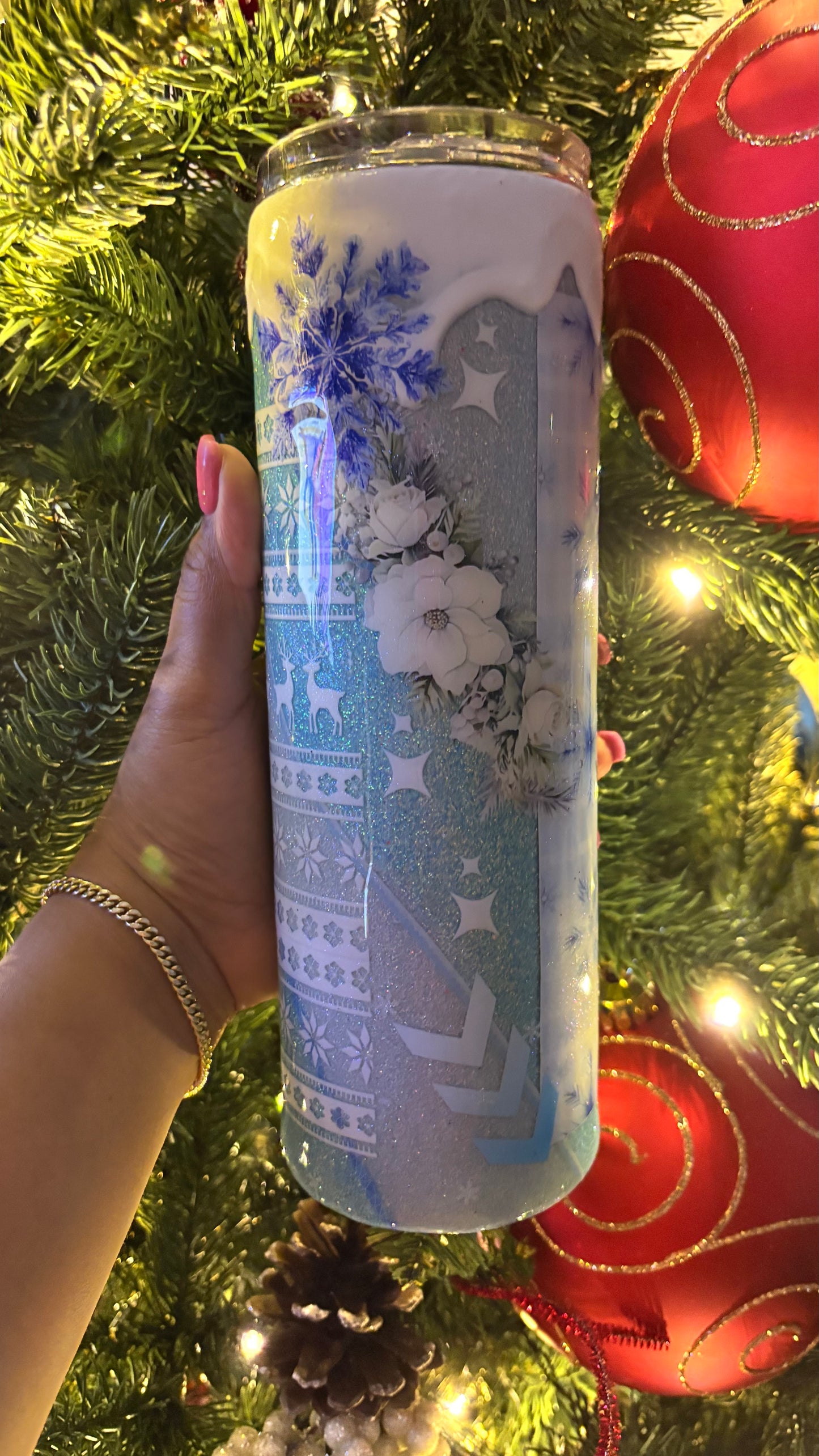 WHITE WINTER ❄️ 3D Tumbler