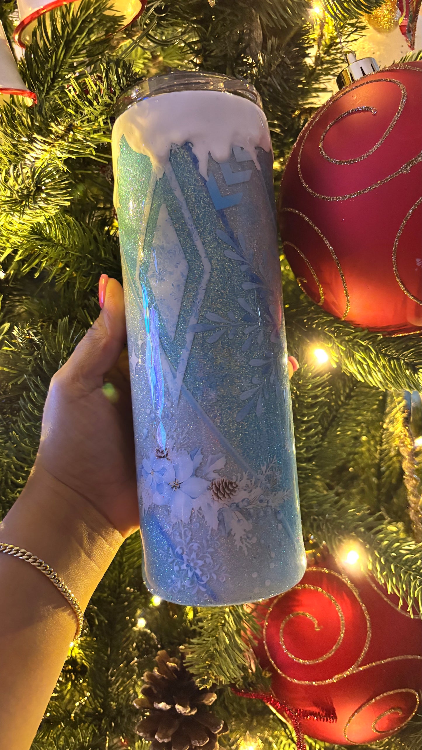 WHITE WINTER ❄️ 3D Tumbler